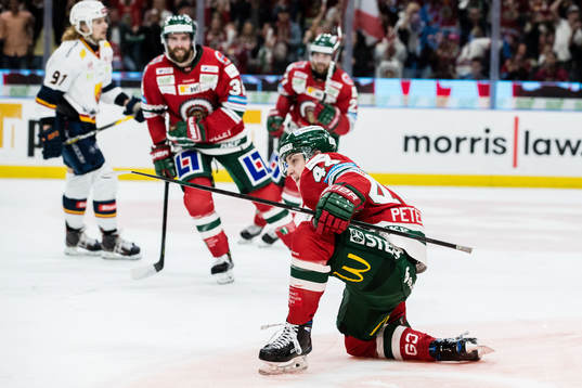 Frölundas Jacob Peterson jublar