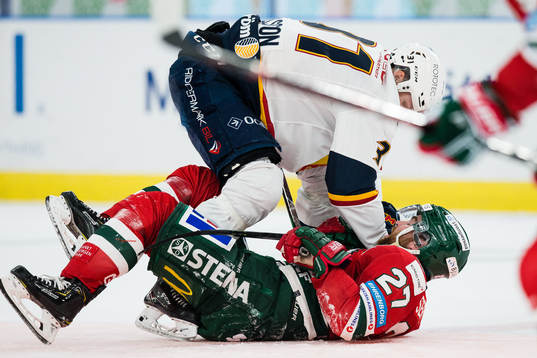 Djurgårdens Dick Axelsson och Frölundas Ponthus Westerholm