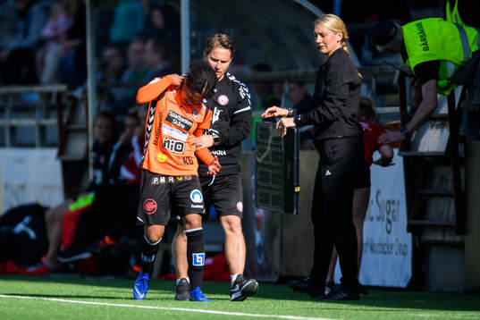 Kristianstads Evelina Duljan utgår skadad