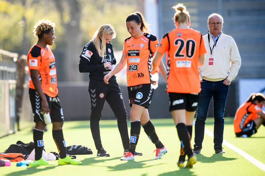 Kristianstads Rita Chikwelu, tränare Elisabet