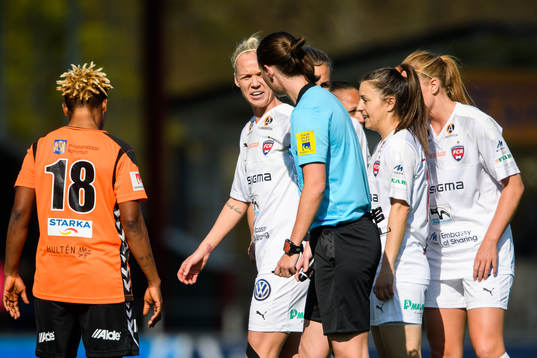 Rosengårds Caroline Seger i samtal med domare Lovisa