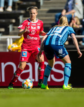 Linköpings Lina Hurtig utmanar Djurgårdens Alexandra