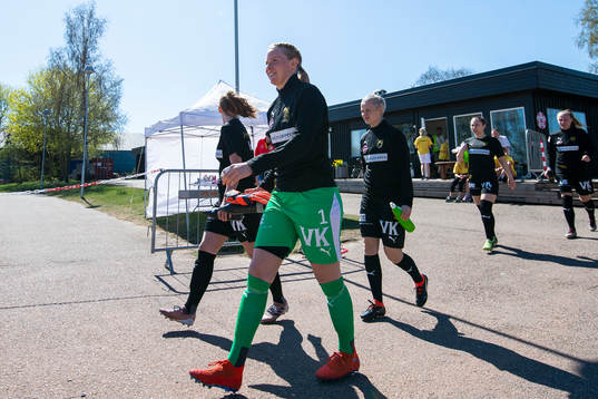 Umeås målvakt Agnes Granberg gör entré till