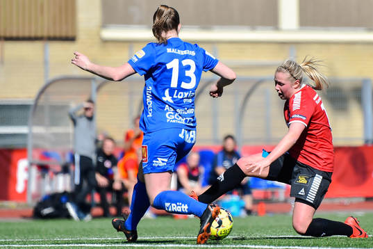 Örebros Maja Regnås och Limhamn Bunkeflos Elina Lenir