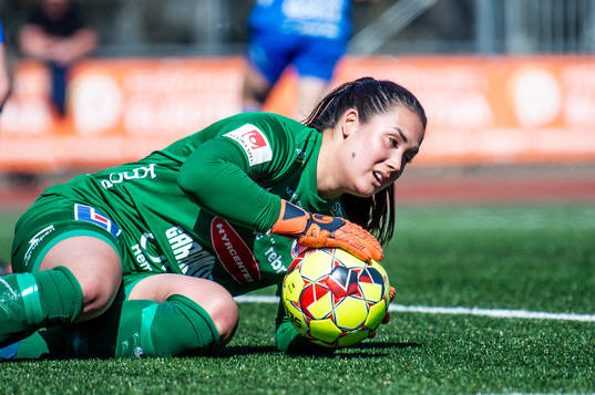 Örebros målvakt Nora Abolins