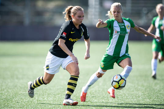 s Johanna Lindell och Hammarbys Lotta Ökvist