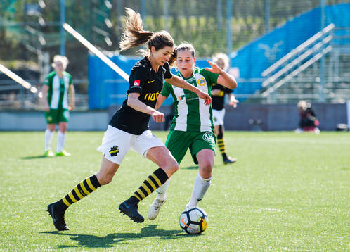 s Madeleine Tegström och Hammarbys Felicia Saving