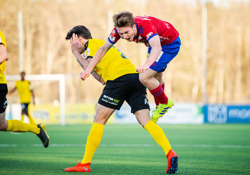 Frejs Jon Birkfeldt och Östers Carl Johansson