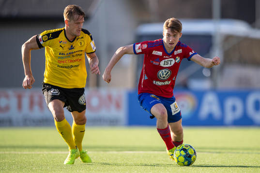Frejs Jon Birkfeldt och Östers Carl Johansson