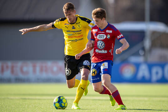 Frejs Jon Birkfeldt och Östers Carl Johansson