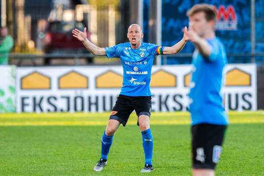 Halmstads Andreas Johansson reagerar