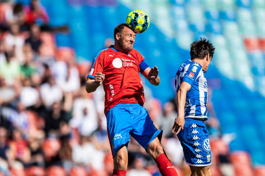 Helsingborgs Andreas Granqvist och IFK Göteborgs Lasse Vibe