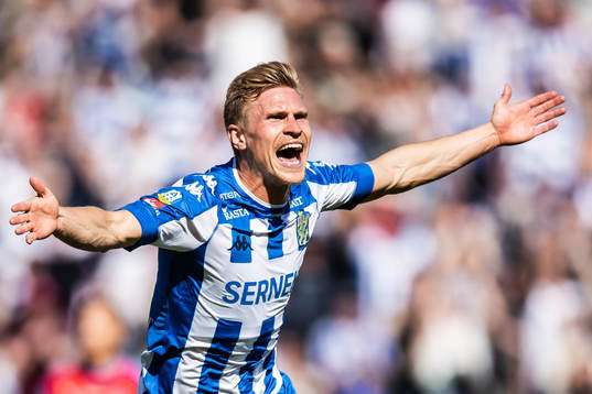 IFK Göteborgs Carl Starfelt jublar