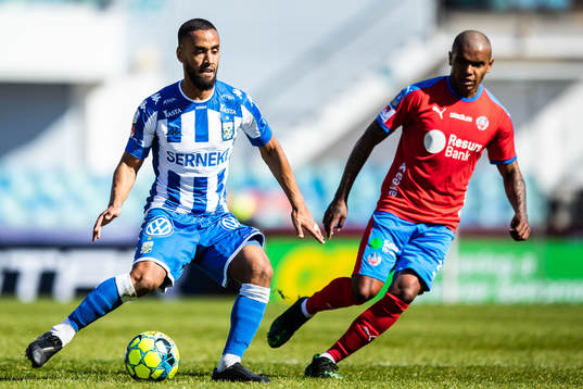 IFK Göteborgs Junes Barny och Helsingborgs Wanderson do