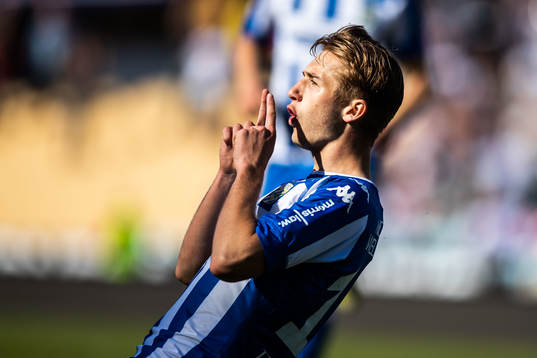 IFK Göteborgs Benjamin Nygren jublar