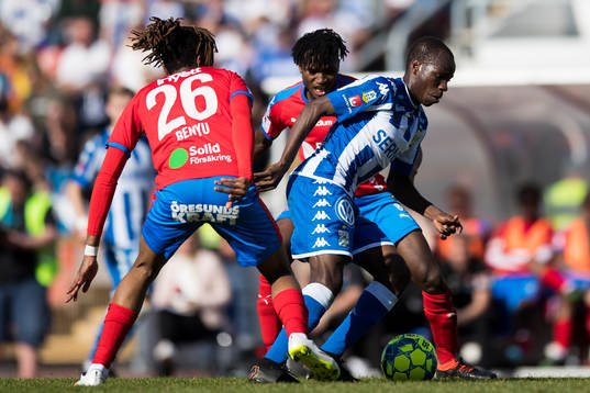 IFK Göteborgs Alhassan Yusuf Abdullahi mellan Helsingborgs