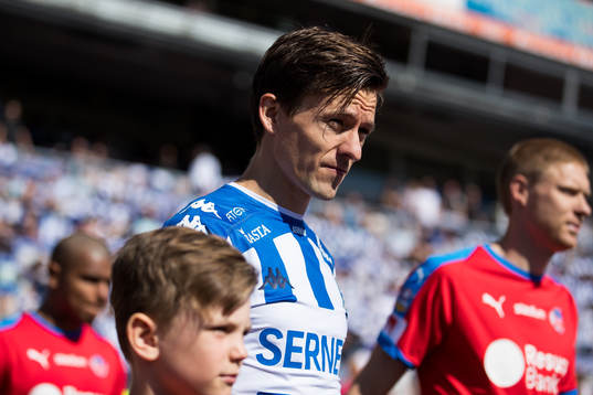 IFK Göteborgs Lasse Vibe innan fotbollsmatchen i