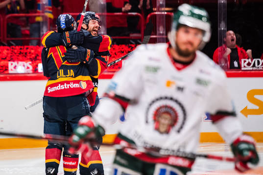 Djurgårdens Jakob Lilja och Jacob Josefson jublar