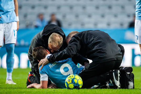 Malmö FFs Markus Rosenberg får vård