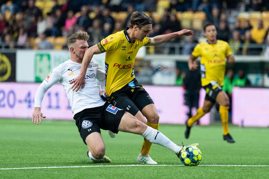 Elfsborgs Jonathan Levi och Örebros Michael Almebäck