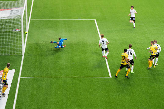 Elfsborgs Samuel Holmén gör 2-0