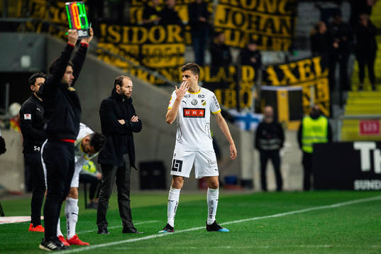 Häckens tränare Andreas Alm och Alexander Jeremejeff