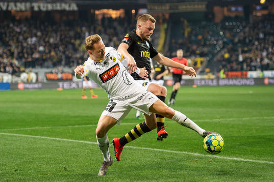 s Sebastian Larsson