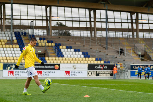 Falkenbergs Edi Sylisufaj före fotbollsmatchen i