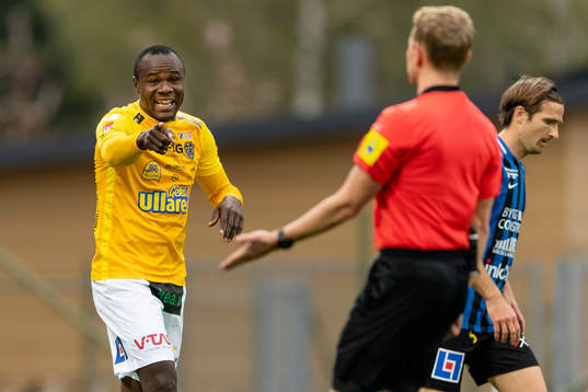 Falkenbergs Nsima Peter