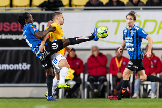 Sirius Kebba Ceesay och Falkenbergs Edi Sylisufaj