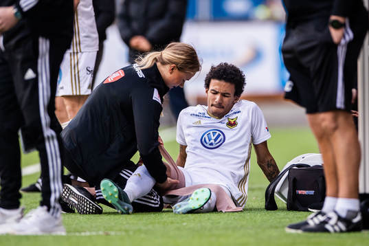 Östersunds Jerell Anthony Sellars får vård