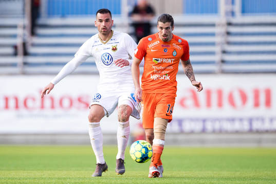 Östersunds Dino Islamovic och AFC Eskilstunas Christian
