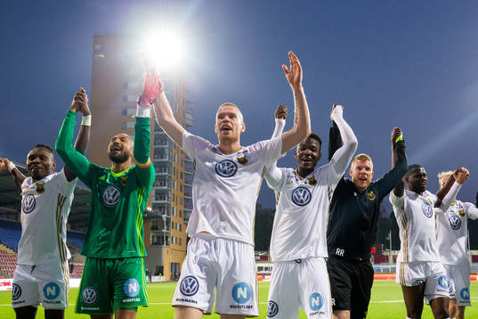 Östersunds Thomas Poppler Isherwood , Alhaji Gero och