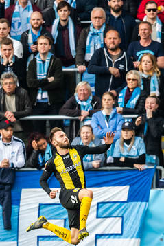 Hammarbys Muamer Tankovic jublar