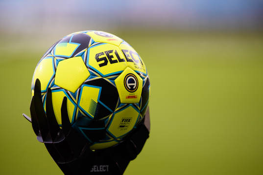 Officiella matchbollen
