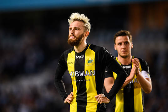 Hammarbys Simon Sandberg deppar