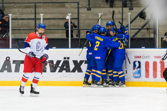 Swedens Elmer Söderblom made the second goal