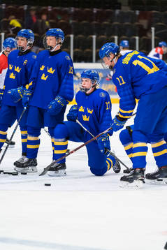 Swedens Alexander Holtz Isac Andersson Oscar Lawner Elmer