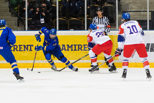 Swedens Albin Grewe the czech republic Radek Kucerik and