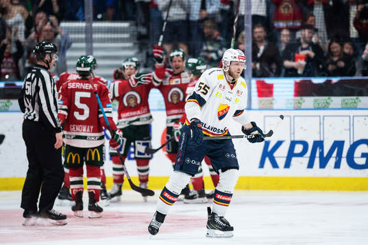 Djurgårdens Alexander Urbom deppar