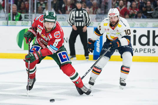 Frölundas Viktor Ekbom och Djurgårdens Niclas Bergfors