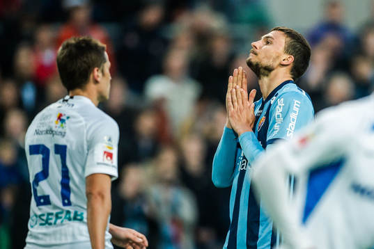 Djurgårdens Erik Berg deppar