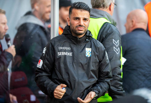 IFK Göteborgs tränare Poya Asbaghi