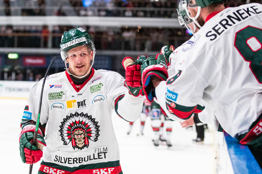 Frölundas Max Friberg jublar