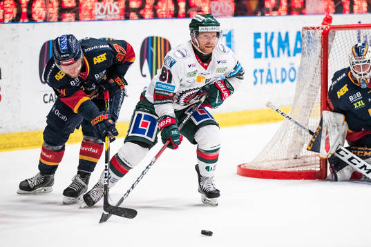 Djurgårdens Jesper Pettersson och Frölundas Ryan Lasch
