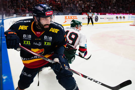 Djurgårdens Jason Garrison