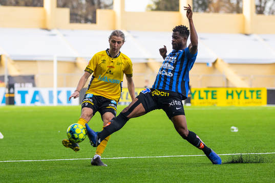 Elfsborgs Pawel Cibicki och Sirius Abdul Razak