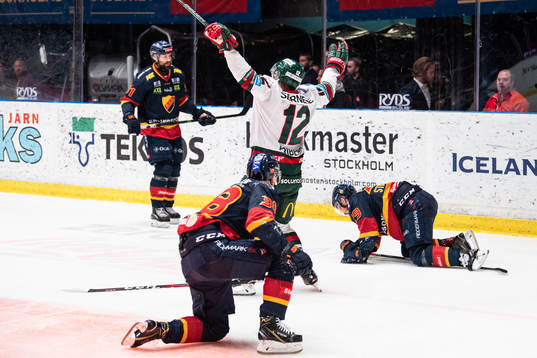 Frölundas Max Friberg jublar