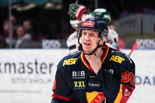 Djurgårdens Olle Alsing deppar