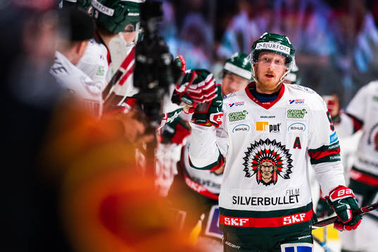 Frölundas Simon Hjalmarsson jublar